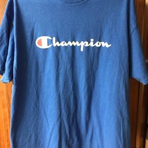 Champion T-shirt